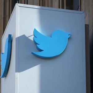 Twitter crolla a Wall Street, pesano i dubbi sull’utile e il taglio di Macquarie