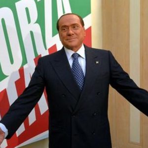 Forza Italia, Berlusconi: "Uymayanlar uzaklaşsın"