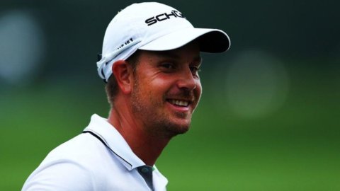 Golf: prestasi Henrik Stenson, dia memenangkan Perlombaan ke Dubai dan mengancam tahta Tiger Woods