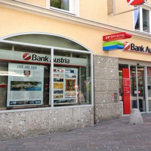 Austria, rahasia bank jatuh untuk perusahaan