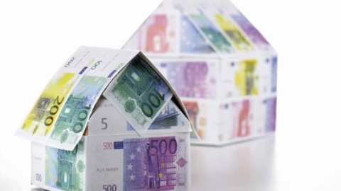 Mutui, tutti pazzi per il tasso fisso: il variabile non è più un’opzione
