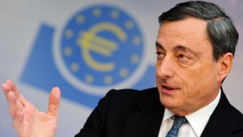 Draghi: "Inflasi masih rendah untuk waktu yang lama". Dan tidak ada risiko deflasi