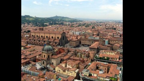 The omnivore's dilemma: Science in the Piazza in Bologna questions man and food