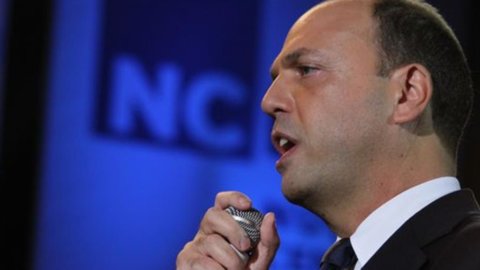 Forconi, Alfano: "Kimse protestoya binmiyor, isyan riski altındayız"