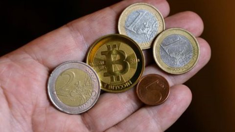 Bitcoin, sosește oprirea Bruxelles-ului: „Nu există nicio reglementare, consumatorii vor pierde bani”