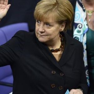 Merkel: „Schimbarea tratatelor UE pentru consolidarea euro, avem nevoie de un mecanism de reforme”