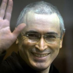 Rusia: Putin semnează iertare, Hodorkovski este liber