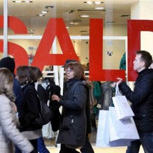 Commercio: con i saldi i consumatori spenderanno l’11,3% in meno rispetto allo scorso anno