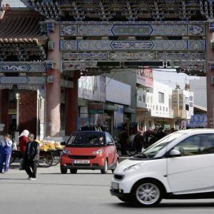 China, juga pada tahun 2013 merupakan pasar pertama untuk mobil