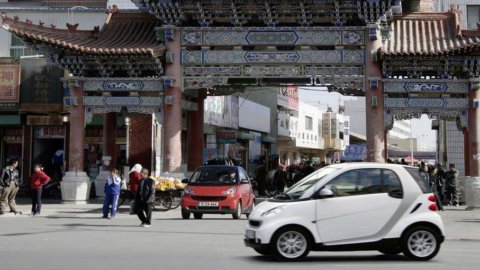 Çin, 2013 yılında da otomobiller için ilk pazar konumunda.