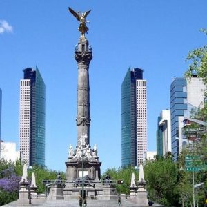 Italia, Messico e nuvole: la missione di Letta e dei grandi gruppi