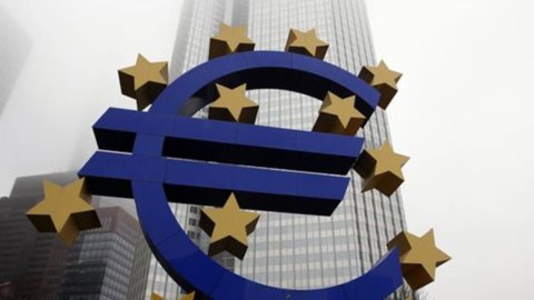 ECB: Italia dan Siprus di bawah pengawasan khusus untuk ketidakseimbangan yang berlebihan