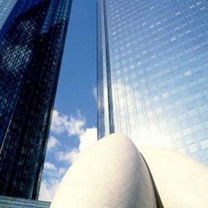 Deutsche Bank: nuovo vertice, balzo in Borsa