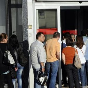 Spagna: disoccupazione shock, sale al 26%