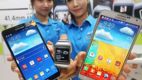 Samsung e smartphones seguram contas no quarto trimestre