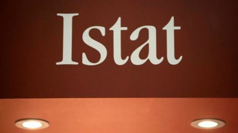 Istat: consumer confidence rises in January