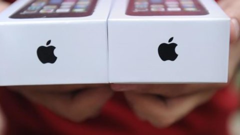 Apple: disappointing start on Wall Street