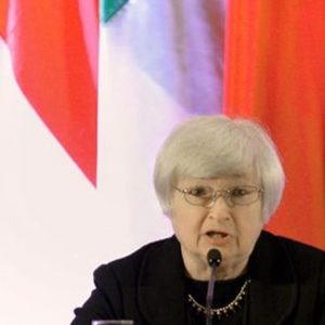 Fed: l’arrivo di Yellen non basta a neutralizzare il freddo sui mercati. Cautela stamani a Milano