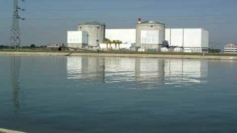 France: explosion in nuclear power station