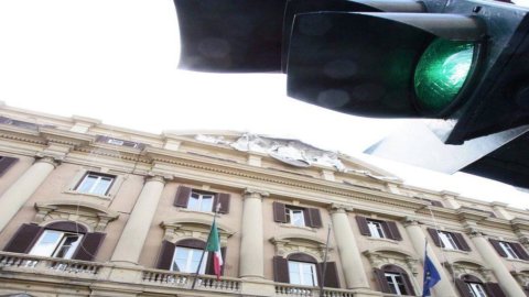 Btp, tassi record: prima volta sotto il 2%