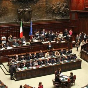 Detrazioni fiscali del 26% per contributi ai partiti politici fino a 30mila euro