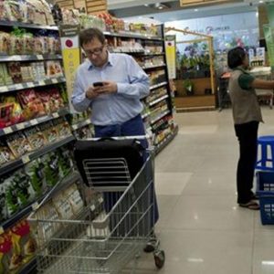 Istat: consumi ancora in calo a settembre