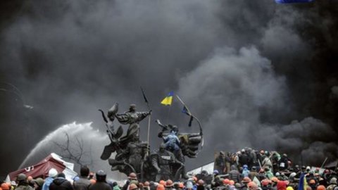 Ucraina: il rischio default frena l’entusiasmo della rivoluzione