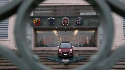 FCA，与标致的婚礼给予超额分红35% 联交所庆祝