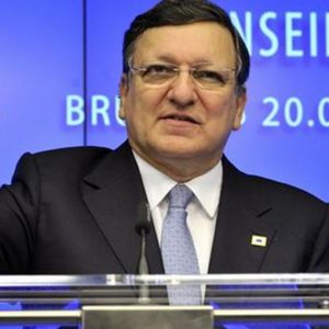 Barroso: 75 firmas contra su pensión