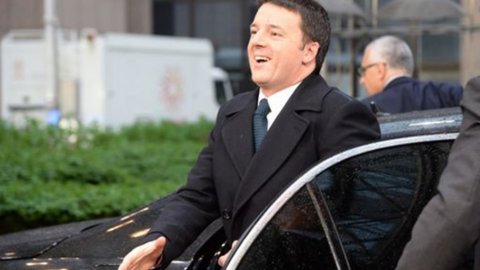 Renzi între desființarea provinciilor și vizita lui Obama