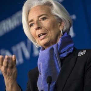 Lagarde fördert Qe: Es wird die Risiken einer Deflation verringern