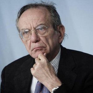 Governo, Padoan illustra le riforme ai fondi Usa