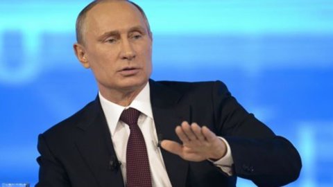 Putin: “Spero di non dover usare la forza in Ucraina”