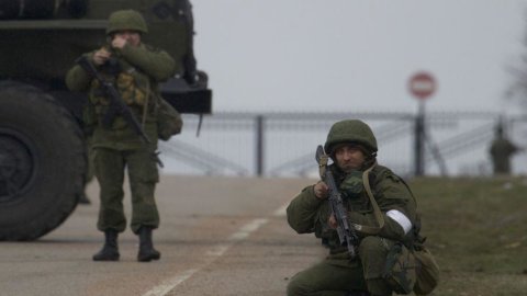 Tensioni in Ucraina: i mercati asiatici chiudono la settimana in perdita