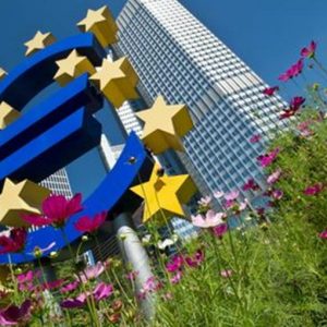 Banca Italiei: băncile prea restrictive pentru împrumuturile de afaceri