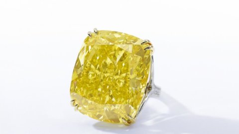 Sotheby's Geneva: World Record for a Jewelery Auction, €103.032.964