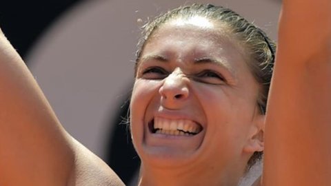 Tenis, Internacionales de Roma: explota a Errani, hoy la doble final