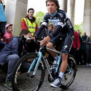 Uran de rosa é candidato a novo mestre do Giro d'Italia