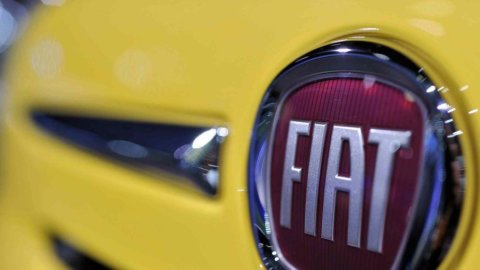 Piazza Affari recupera nel finale ma cade Fca