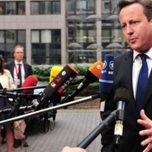 Cameron: se Juncker liderar a Comissão Europeia, a Grã-Bretanha sairá da UE