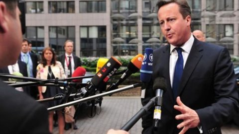 Cameron: se Juncker guiderà la Commissione europea, la Gran Bretagna uscirà dall’Ue