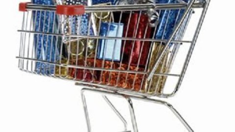 Confcommercio: consumption at stake, 11 years to recover