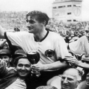 Awal Piala Dunia: di era jejaring sosial, memori Swiss '54, Piala terakhir tanpa TV