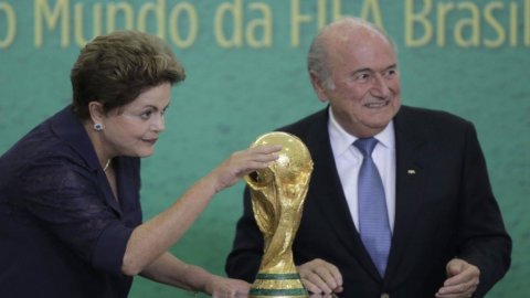 Brazil, the World Cup agrees economists: "No benefit from the event, on the contrary..."