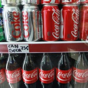 Coca-Cola lancia un ciclo infinito di riciclaggio delle sue bottiglie in Francia