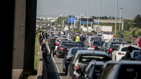 AVIS UNIQUEMENT - Uber, qu'est-ce que c'est et comment ça marche