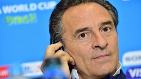 COUPE DU MONDE - La faillite de l'Italie au Brésil provoque un séisme : Prandelli et Abete démissionnent