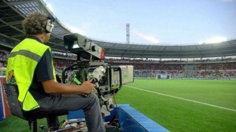 Mediaset: maxi multa per diritti tv Serie A