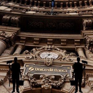 Unicredit: boom degli utili nel primo semestre (+37,8%), si avvicina target 2014 di 2 mld