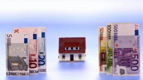 Istat, house prices fall again: -4,6% in the first quarter